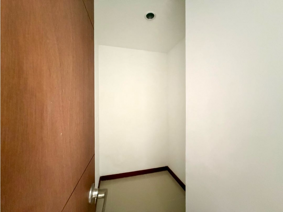 Apartamento en venta en Cumbres, Envigado · foto 15 de 24