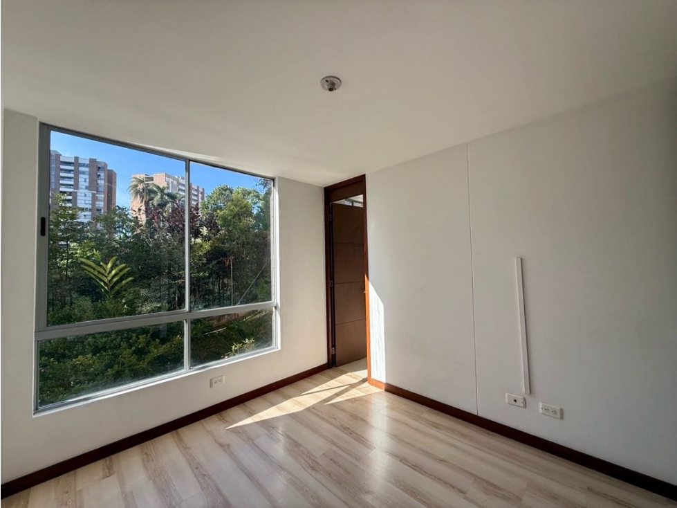 Apartamento en venta en Cumbres, Envigado · foto 21 de 24