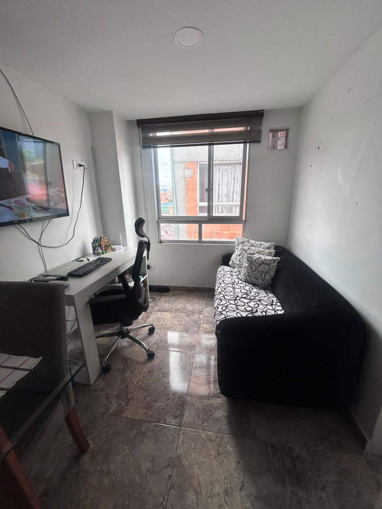 Apartamento en venta en Ingles, Bogotá · foto 2 de 15