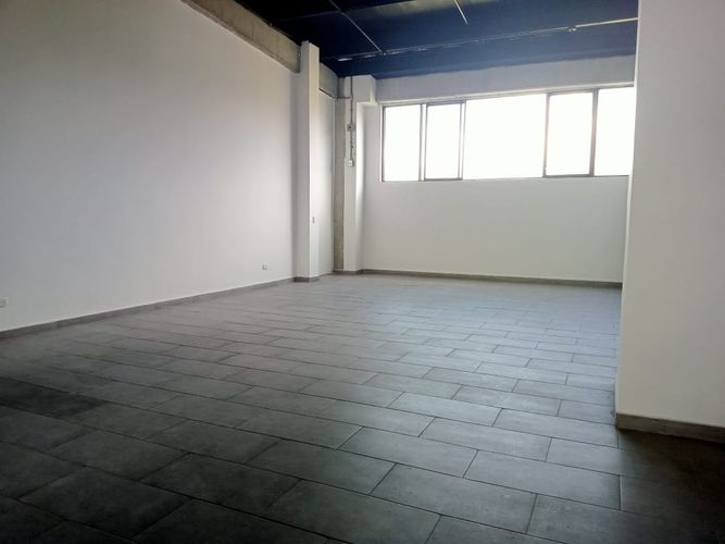 Local en venta en Cerritos, Pereira, 90 m² · foto 9 de 13