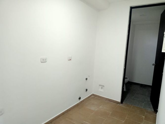 Local en venta en Cerritos, Pereira, 90 m² · foto 11 de 13