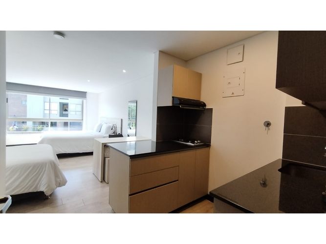 Apartaestudio en venta en Llano Grande, Medellín, 32 m² · foto 1 de 22