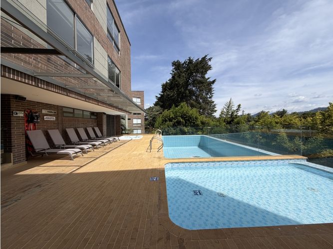 Apartaestudio en venta en Llano Grande, Medellín, 32 m² · foto 14 de 22
