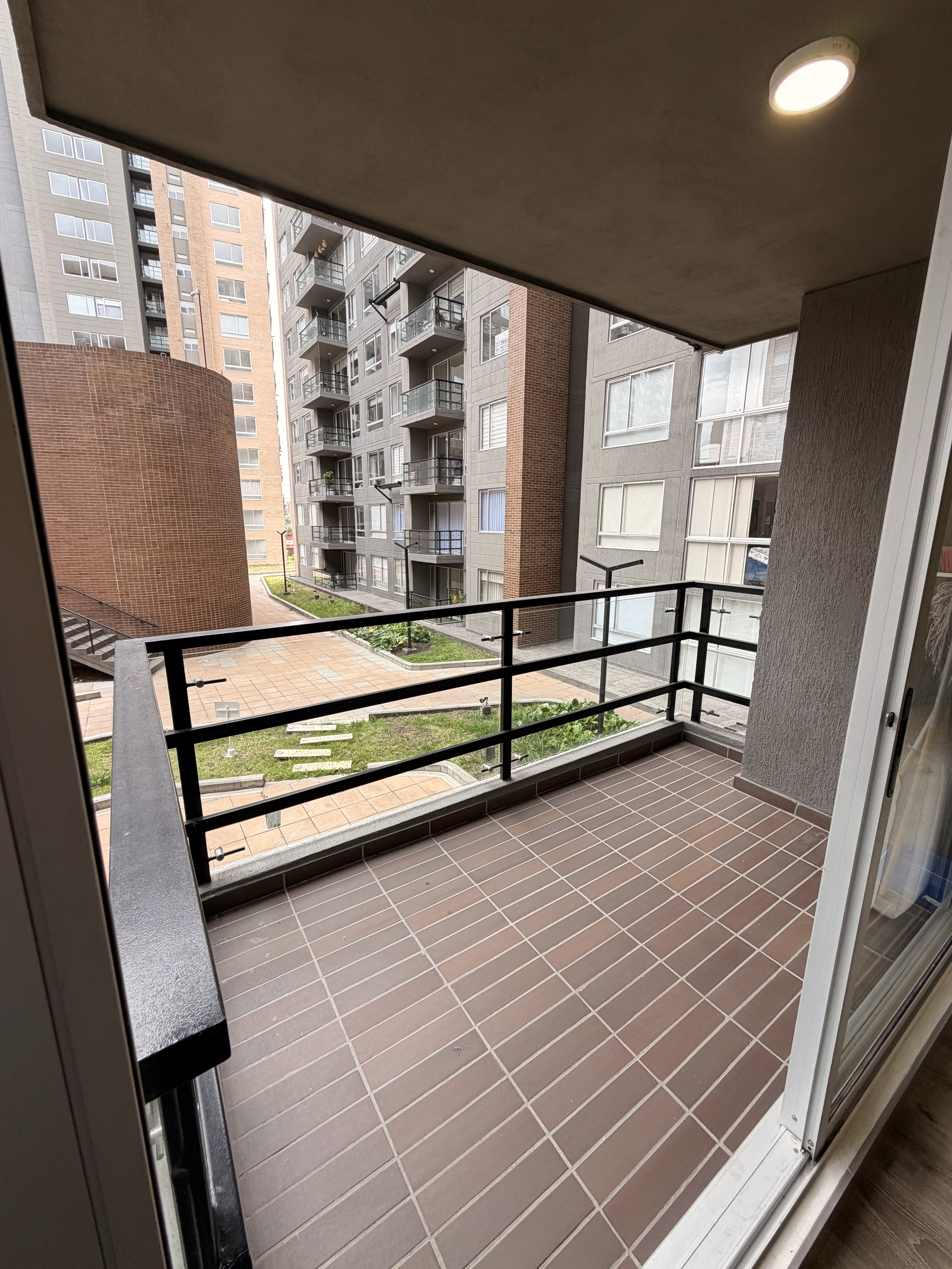 Apartamento en venta en La Felicidad, Bogotá · foto 11 de 16