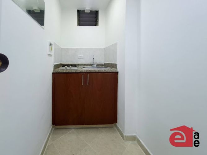 Local en arriendo en Los Naranjos, Envigado, 110 m² · foto 3 de 12
