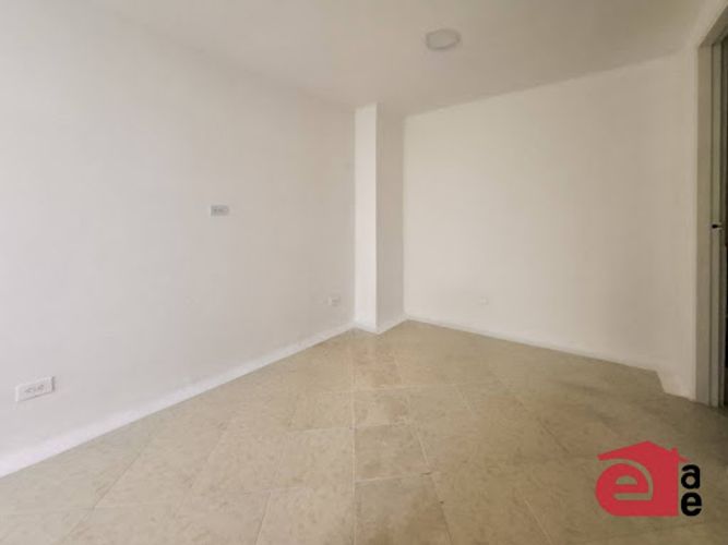 Local en arriendo en Los Naranjos, Envigado, 110 m² · foto 4 de 12