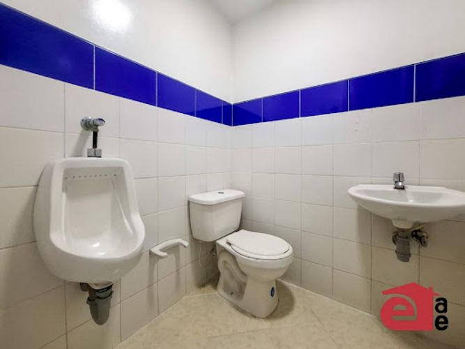 Local en arriendo en Los Naranjos, Envigado, 110 m² · foto 9 de 12