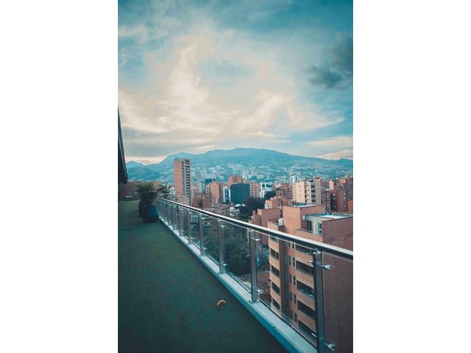 Apartaestudio en venta en Laureles, Medellín, 50 m² · foto 9 de 10