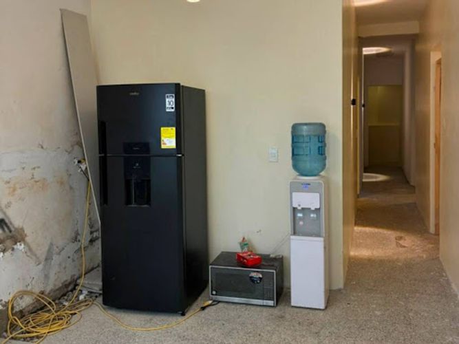 Casa de 13 alcobas en venta en La Magnolia, Envigado, 168 m² · foto 8 de 11
