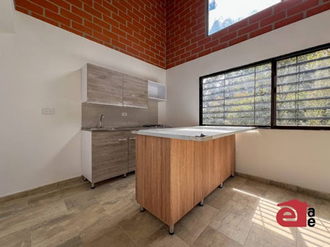 Apartamento de 2 alcobas en arriendo en Santa Elena, Medellín, 70 m² · foto 4 de 15
