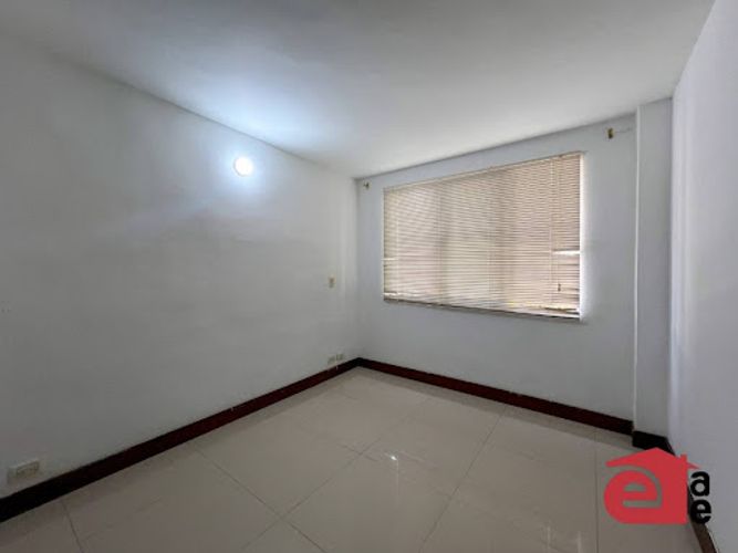 Apartamento de 2 alcobas en arriendo en Los Naranjos, Medellín, 55 m² · foto 7 de 10