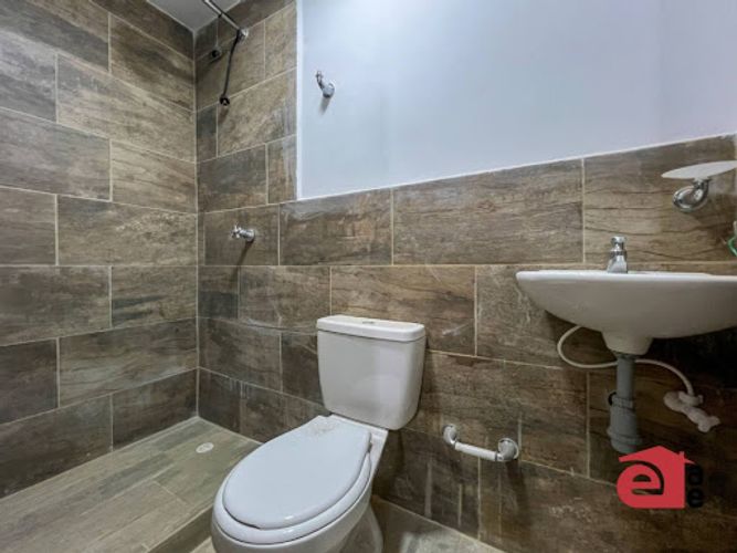 Apartamento de 2 alcobas en arriendo en Santa Elena, Medellín, 70 m² · foto 10 de 15