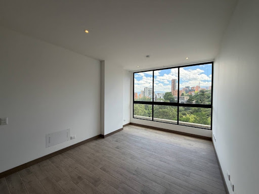 Apartamento en arriendo en San Lucas, Medellín · foto 3 de 10