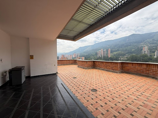 Apartamento en arriendo en Los Balsos, Medellín · foto 19 de 22