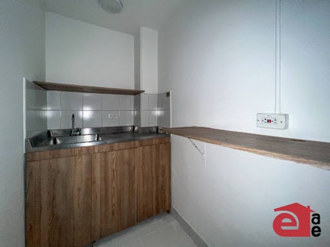 Local en arriendo en Perpetuo Socorro, Medellín, 135 m² · foto 5 de 11