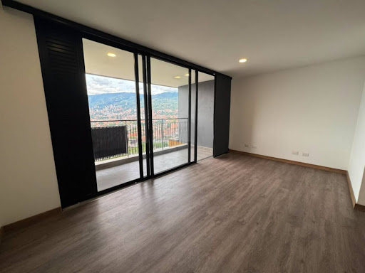 Apartamento en venta en Las Vegas, Envigado · foto 2 de 16