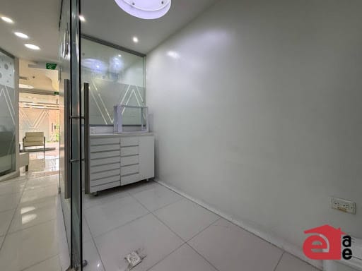Local en arriendo en El Chocho, Envigado, 127 m² · foto 7 de 18