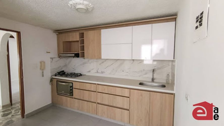 Apartamento de 4 alcobas en arriendo en Astorga, Medellín, 134 m² · foto 4 de 24