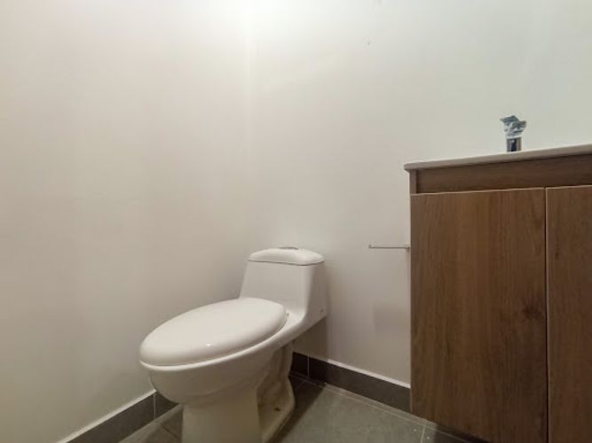 Oficina en arriendo en La Ceja, 24 m² · foto 5 de 8