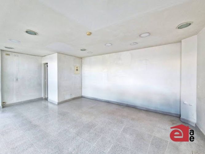 Oficina en arriendo en Zona Centro, Envigado, 17 m² · foto 2 de 5