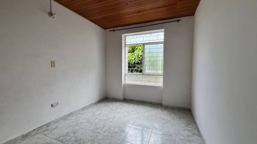 Casa de 4 alcobas en venta en Ub. Chicala, Ibagué, 54 m² · foto 17 de 24
