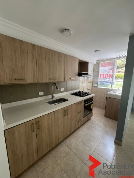 Apartamento en venta en Alto De Las Flores, Sabaneta · foto 5 de 16
