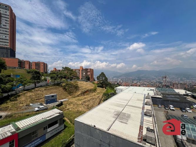 Apartamento de 2 alcobas en arriendo en Loma Del Escobero, Envigado, 75 m² · foto 15 de 17