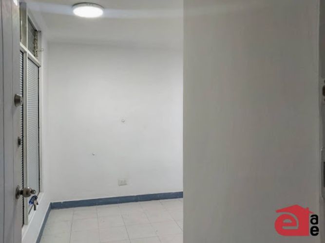 Oficina en arriendo en Zona Centro, Envigado, 30 m² · foto 4 de 8
