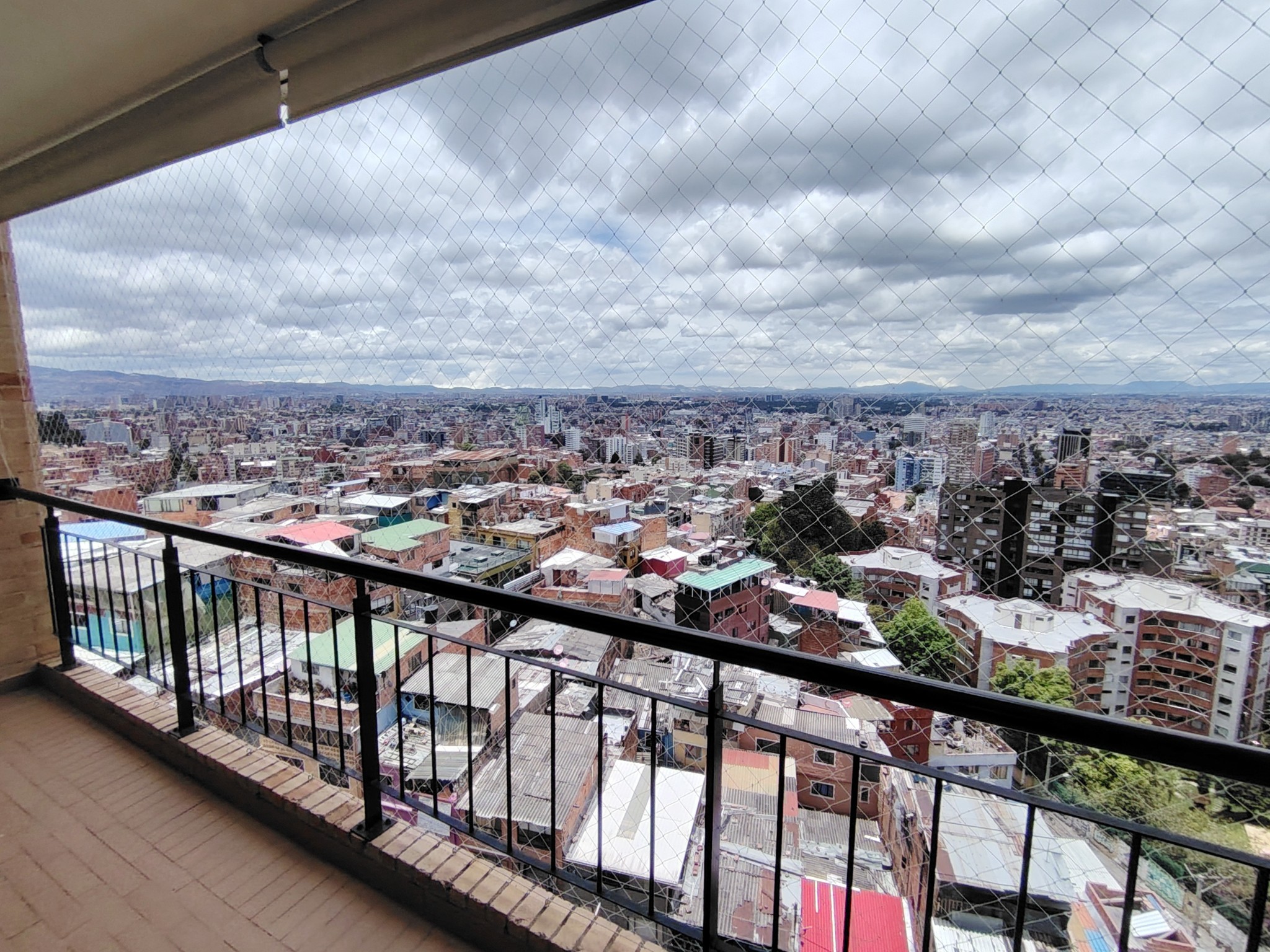 Apartamento en venta en Chapinero Alto, Bogotá · foto 2 de 24