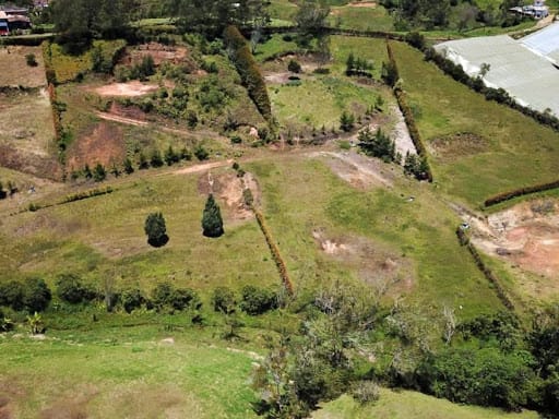Lote en venta en Camargo, El Carmen de Viboral, 3005 m² · foto 10 de 11