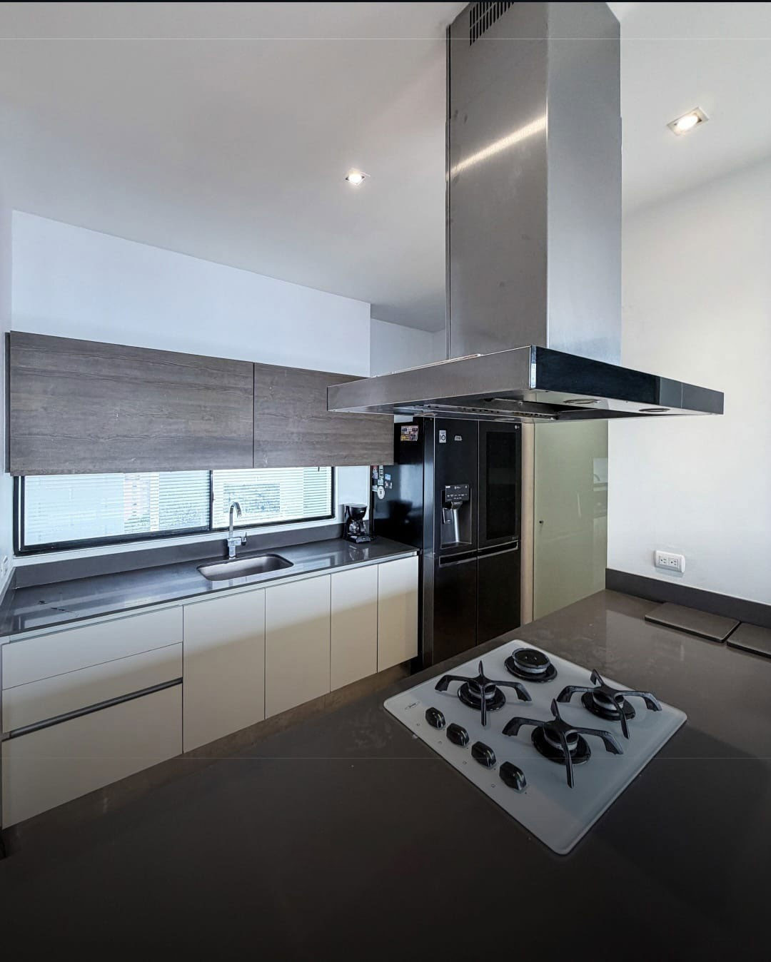 Apartamento en Arriendo en El Poblado, Medellín en Urbanizacion Arcoiris
