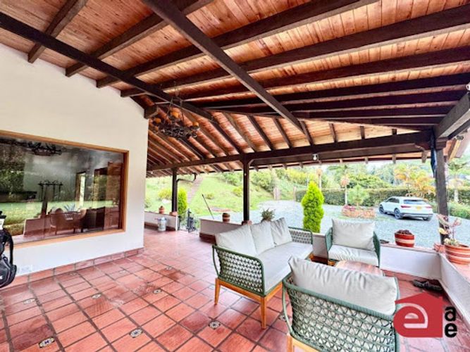 Casa de 3 alcobas en arriendo en Cuatro Esquinas, Rionegro · foto 19 de 24
