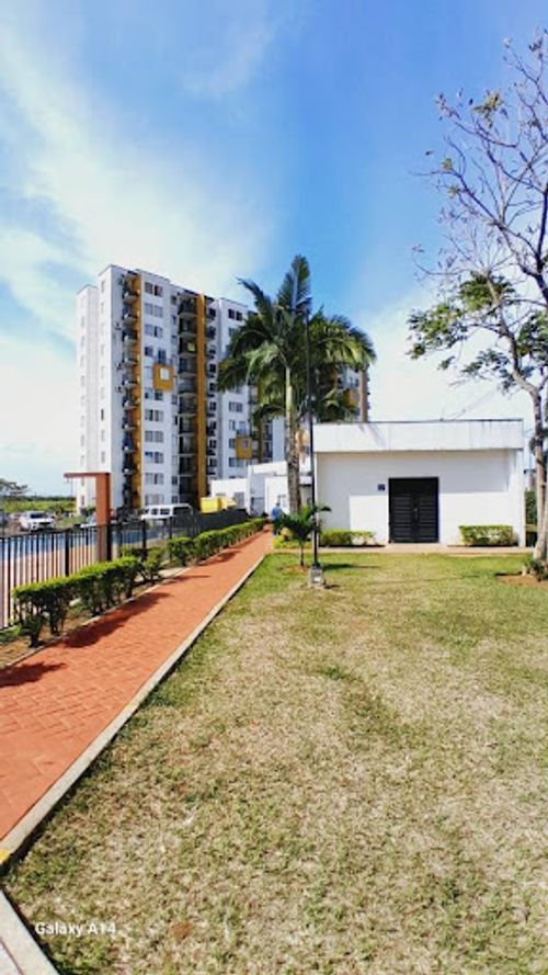 Apartamento de 3 alcobas en venta en Cr. La Arboleda, Jamundí, 62 m² · foto 2 de 24