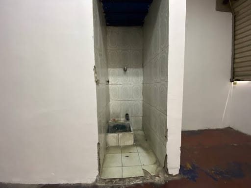 Local en arriendo en Las Mercedes, Itagüí, 27 m² · foto 5 de 8