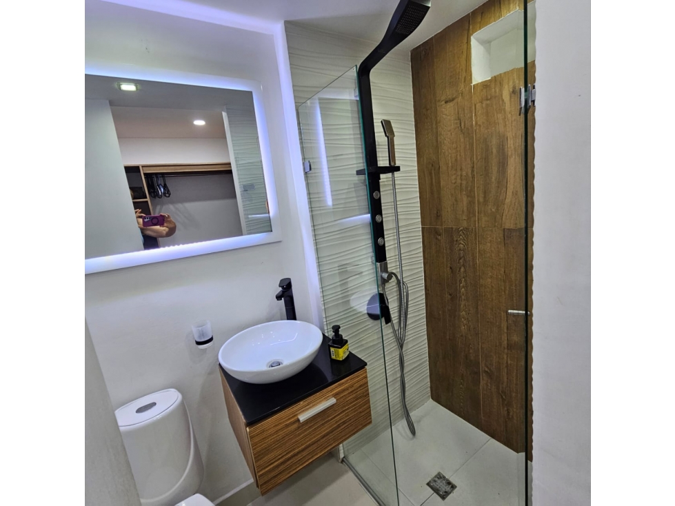 Apartamento en venta en Los Naranjos, Medellín · foto 11 de 17