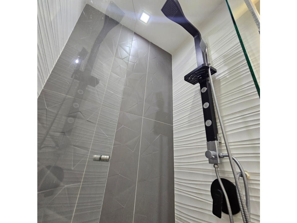 Apartamento en venta en Los Naranjos, Medellín · foto 15 de 17