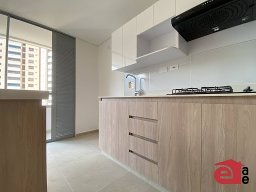 Apartamento en arriendo en Loma De San Jose, Sabaneta · foto 6 de 14