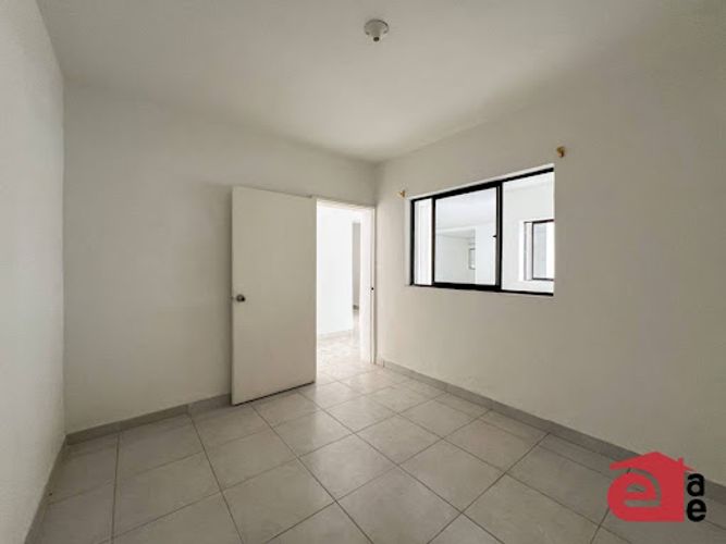 Casa de 4 alcobas en arriendo en Noel, Medellín, 137 m² · foto 9 de 15