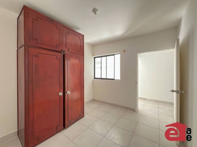 Casa de 4 alcobas en arriendo en Noel, Medellín, 137 m² · foto 10 de 15