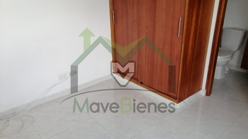 Apartamento en venta en La Tablaza, La Estrella · foto 3 de 13