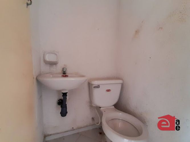 Local en arriendo en Cabecera San Antonio De Prado, Medellín, 18 m² · foto 2 de 5