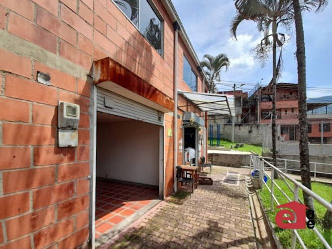 Local en arriendo en Cabecera San Antonio De Prado, Medellín, 18 m² · foto 4 de 5
