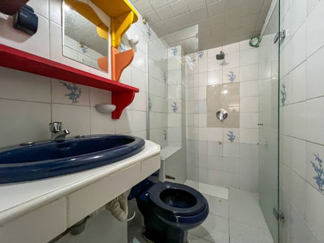 Apartaestudio en arriendo en La Aguacatala, Medellín, 18 m² · foto 5 de 6