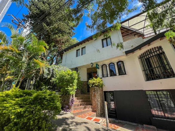 Apartaestudio en arriendo en La Aguacatala, Medellín, 18 m² · foto 6 de 6