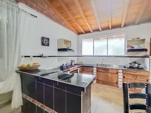 Finca en venta en Santa Elena, Medellín, 366 m² · foto 5 de 24