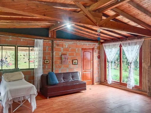Finca en venta en Santa Elena, Medellín, 366 m² · foto 9 de 24