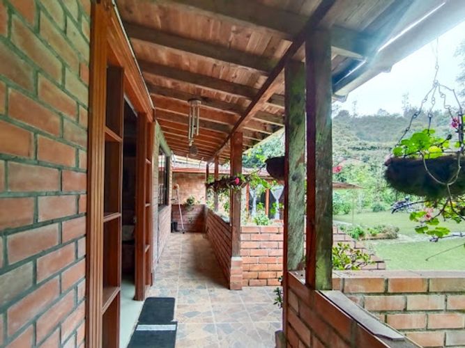 Finca en venta en Santa Elena, Medellín, 366 m² · foto 16 de 24