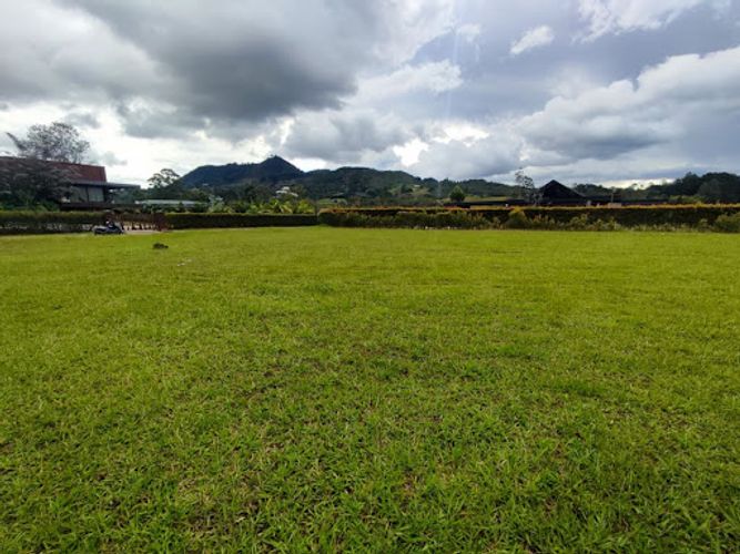 Lote en venta en El Carmen De Viboral, El Carmen de Viboral, 3059 m² · foto 2 de 8