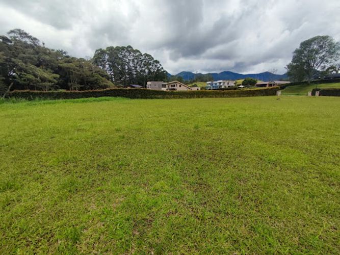 Lote en venta en El Carmen De Viboral, El Carmen de Viboral, 3059 m² · foto 5 de 8