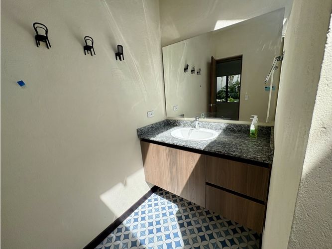 Casa de 5 alcobas en venta en La Mosquita, Rionegro, 350 m² · foto 9 de 20